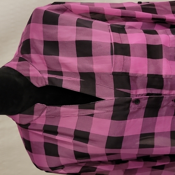 XHILARATION pink and black plaid sheer long sleeve button up blouse size small - Picture 2 of 13